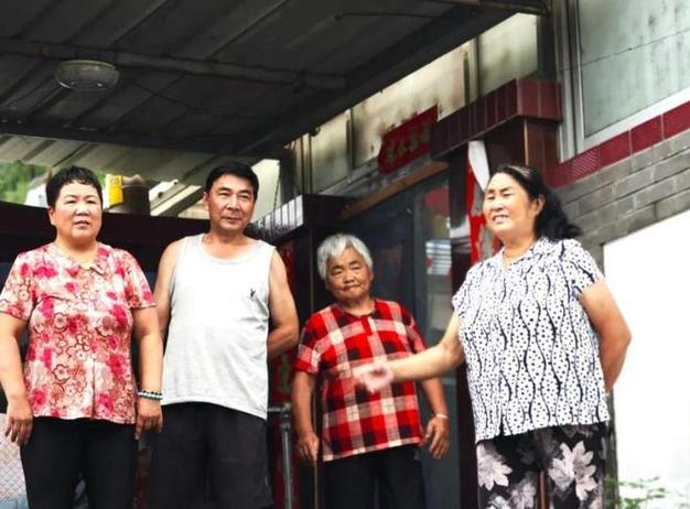 密云暴雨引发紧急救援行动，村妇联主任家中安置61位村民避险