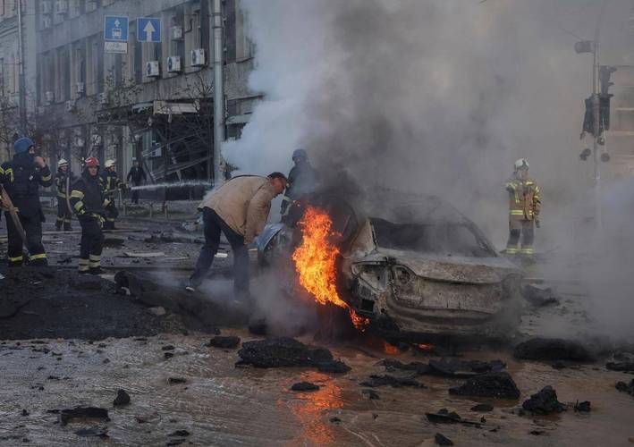 基辅军车爆炸事件震惊全城
