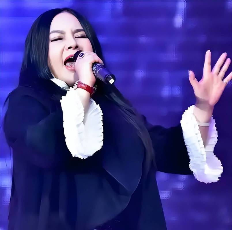 歌手千百惠本周日演出计划揭秘