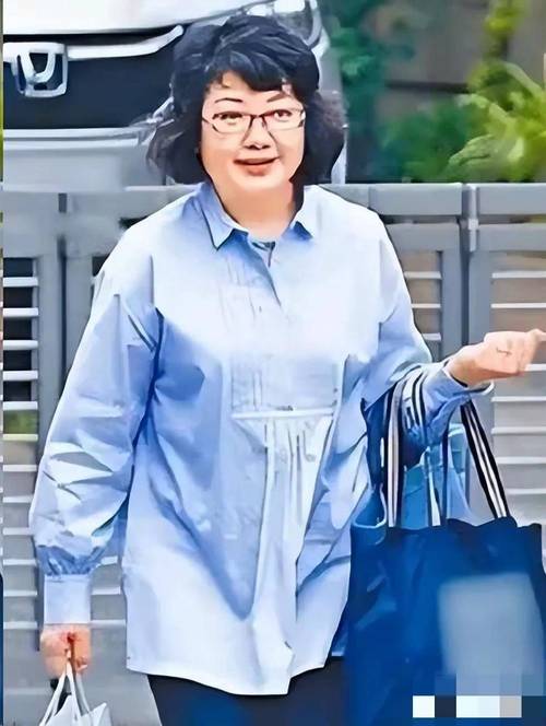千百惠身体状况更新，去年称身体良好，如今曾住院经历揭秘