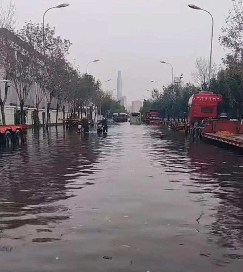 厦门交警辟谣翔安隧道海水倒灌真相揭晓