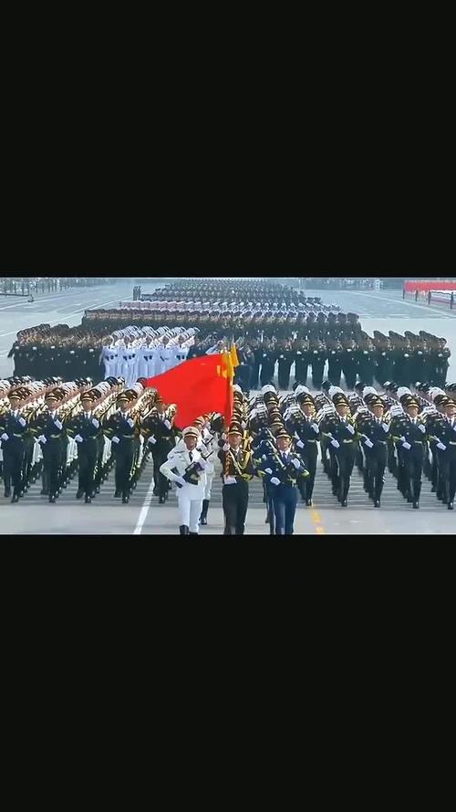 阅兵场上英姿飒爽，彩排中的活力与风采展示