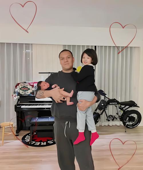 李嘉格与车澈的婚姻走到尽头，揭秘离婚真相