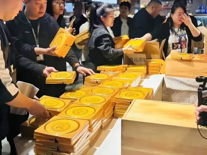 网友热议，胖东来酥饼实现神奇速度，10号揽收后竟在11号生产完成！