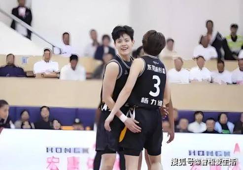广东女篮勇夺FIBA亚洲女篮联赛冠军荣耀之巅
