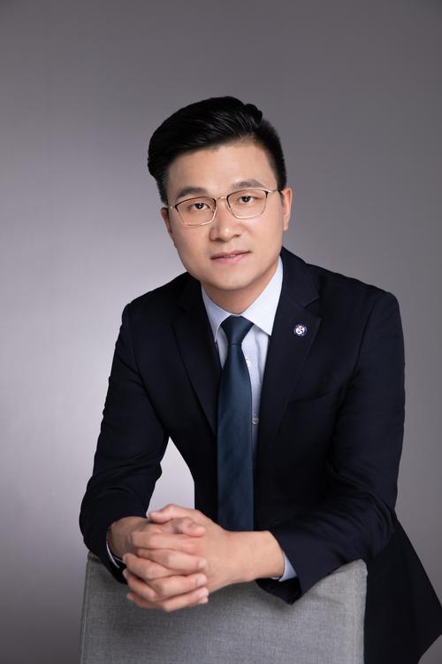 于正强小学数学老师怎么样？