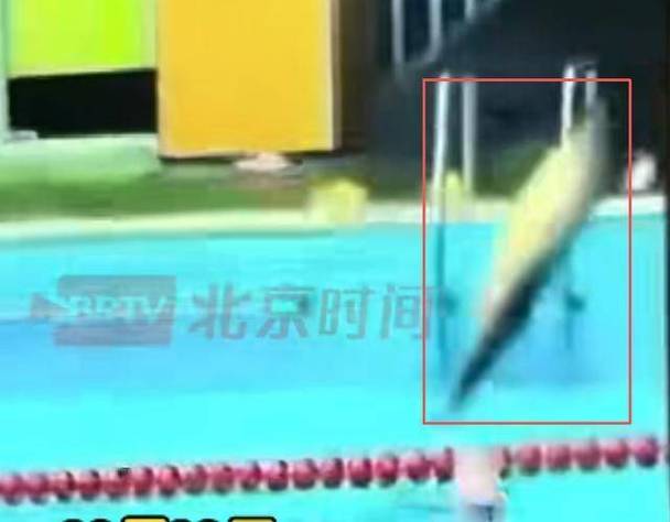 游泳馆回应男子浅水区跳水身亡事件