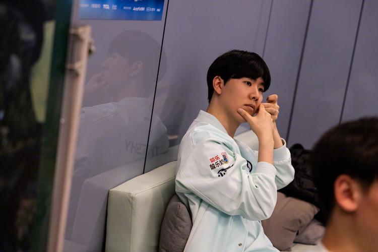 TES击败G2强势晋级S15四强 TES击败G2强势晋级S15四强