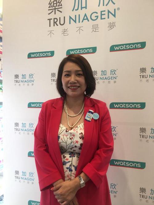 屈臣氏CEO勇救坠海女子,人道关怀如何体现?